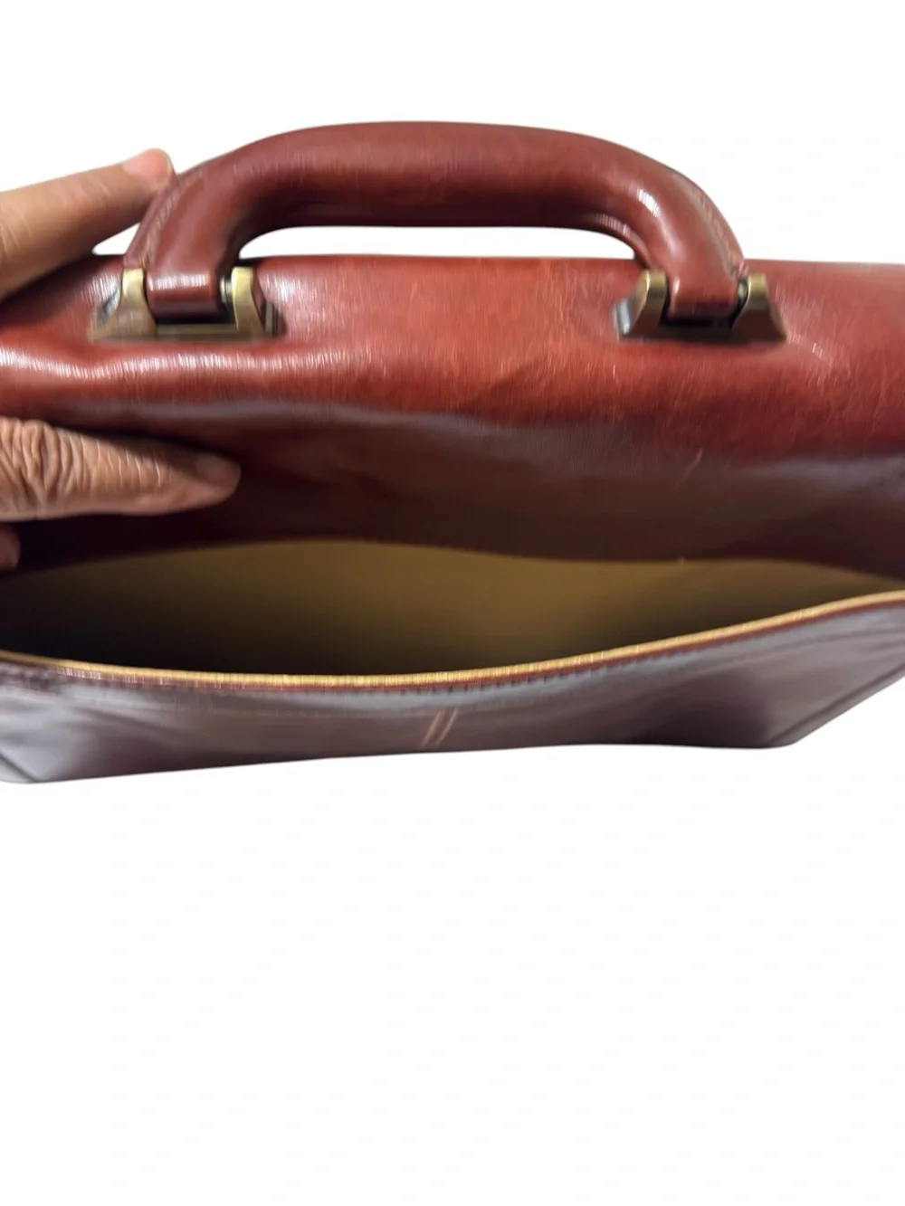 Leather Briefcase Messenger Bag in Brown - Classic Professional Carry